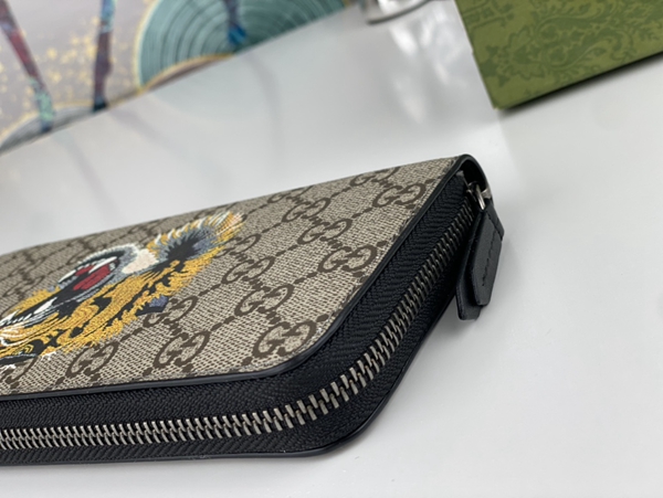 グッチ財布コピー内部構造